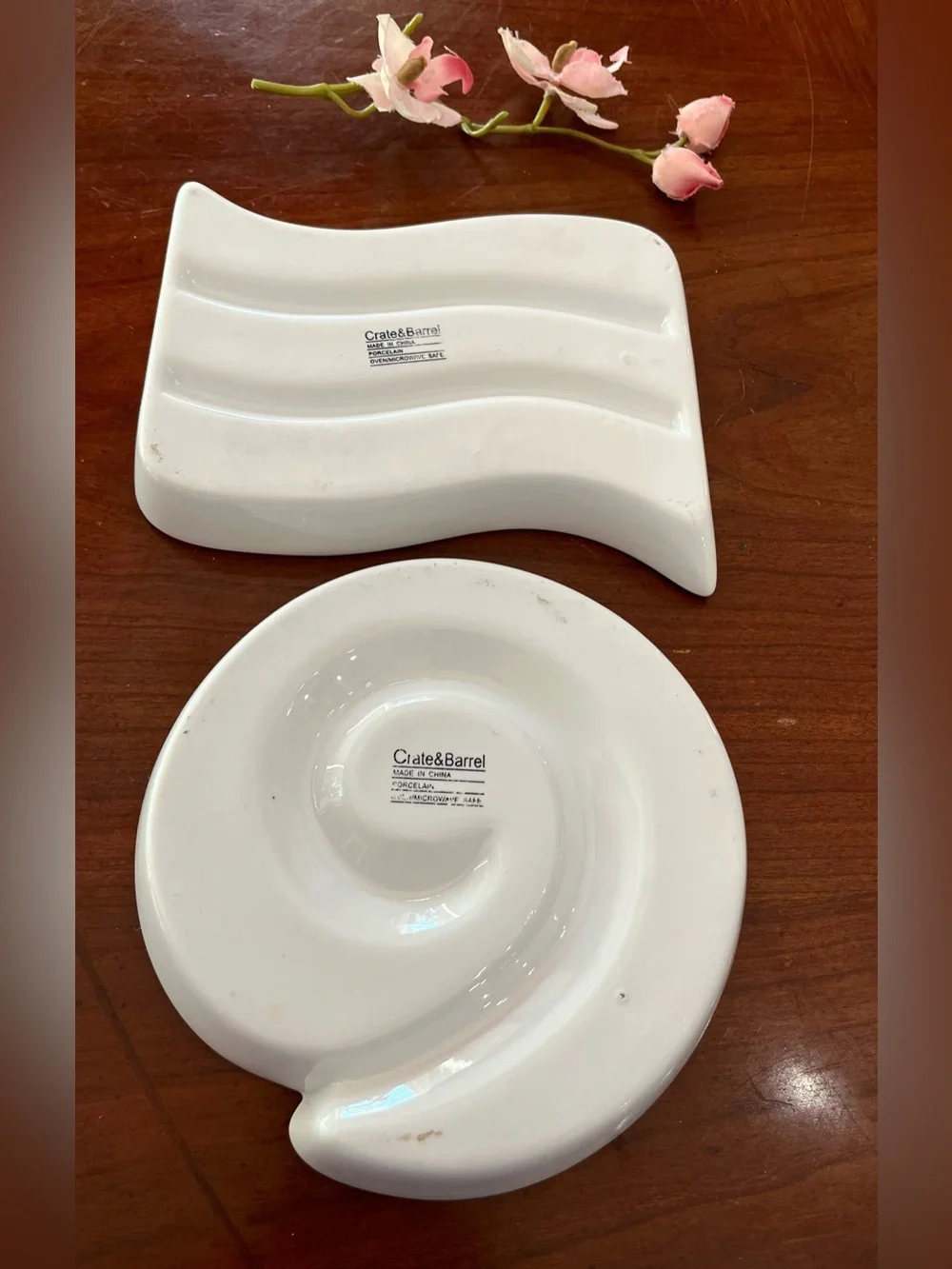 Crate & Barrel White Porcelain Appetizer Serving Set Vintage Spiral & Wavy Rows